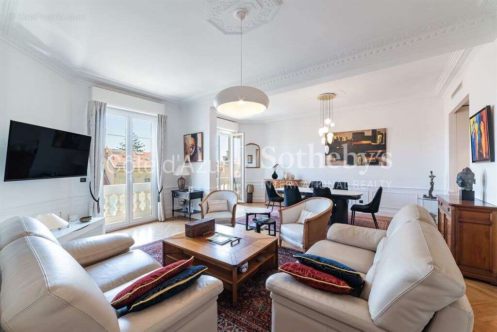 Nice Carré d'Or, appartement Belle Époque de 146 m² avec 4 chambres sur le boulevard Victor Hugo - photo 5
