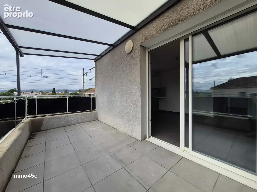 TAIN L'HERMITAGE, appartement T2bis avec garage et place de parking privée - photo 11