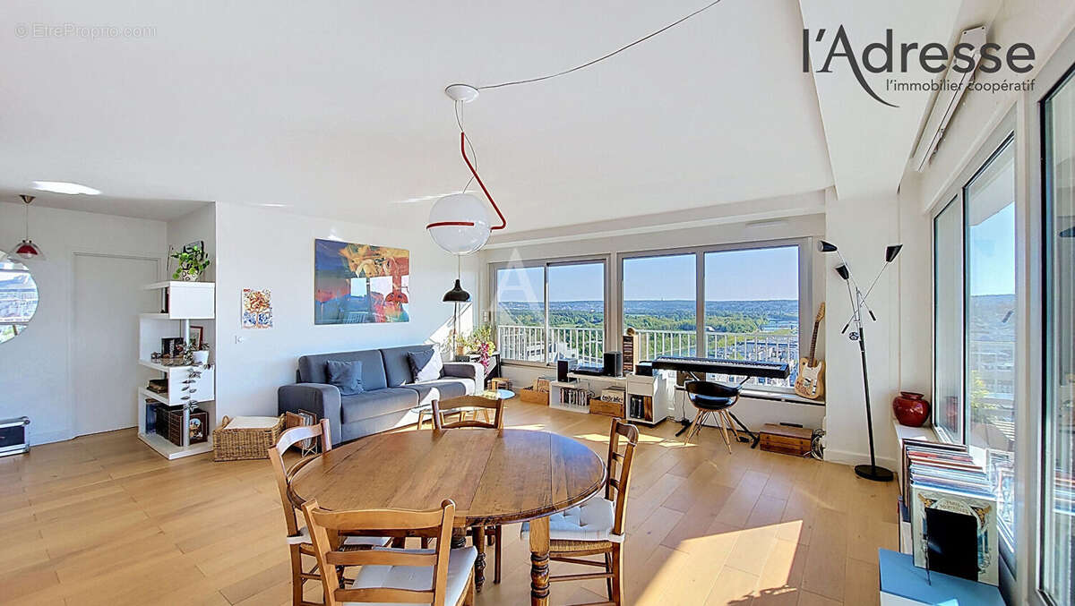 PUTEAUX/CENTRE 3 pièces en étage élevé sans vis-à-vis de 80 m² avec balcon 19m², double parking et cave - photo 14