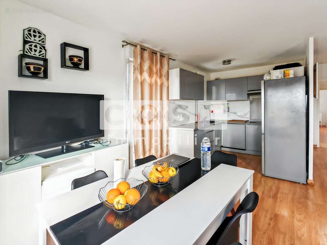 Appartement à COLOMBES
