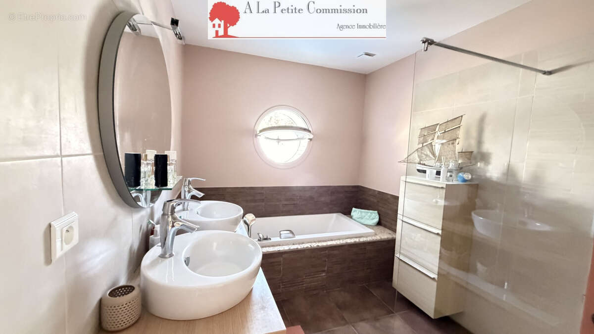 Maison 151 m² à Luisant  - photo 8