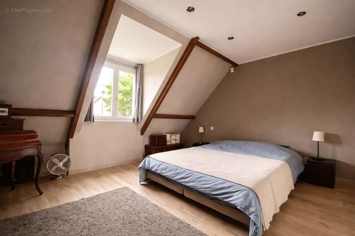 Maison à LE PLESSIS-TREVISE