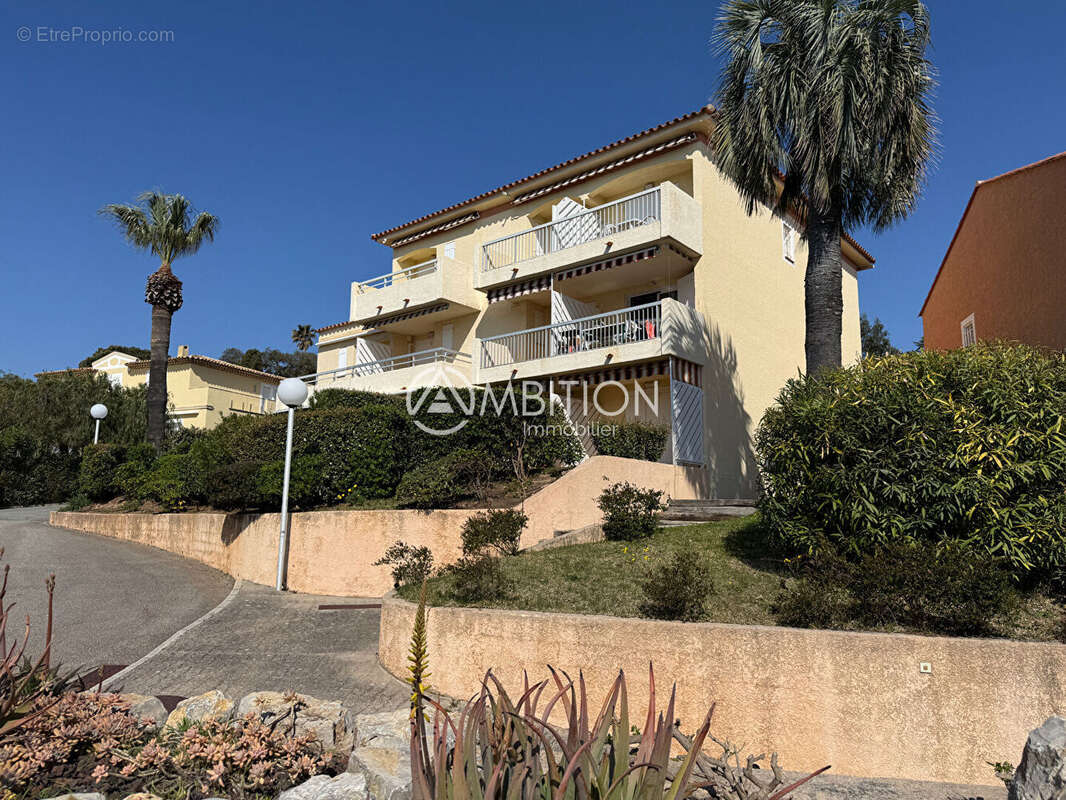 Appartement à SAINT-RAPHAEL