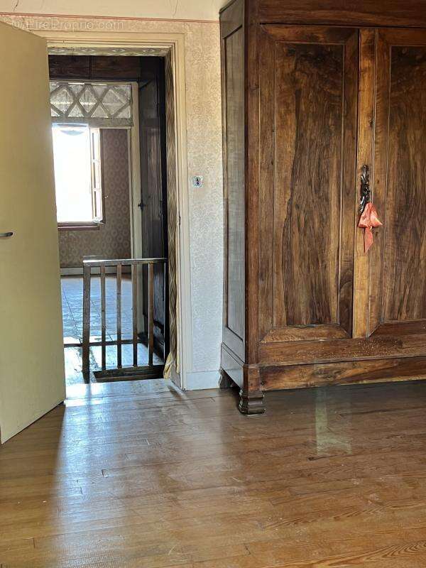 Maison à BRUGUIERES