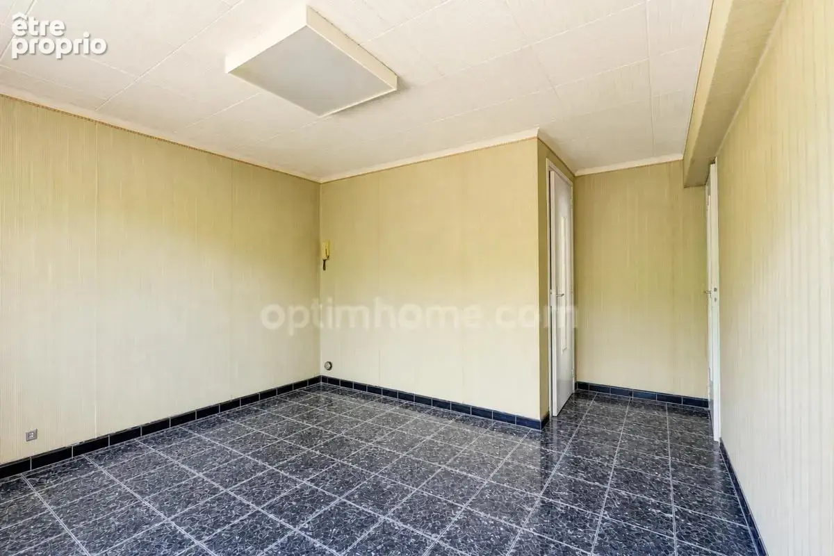 Maison 120m² à rénover + entrepôt 180m² – Oullins, 10 min métro B - photo 9