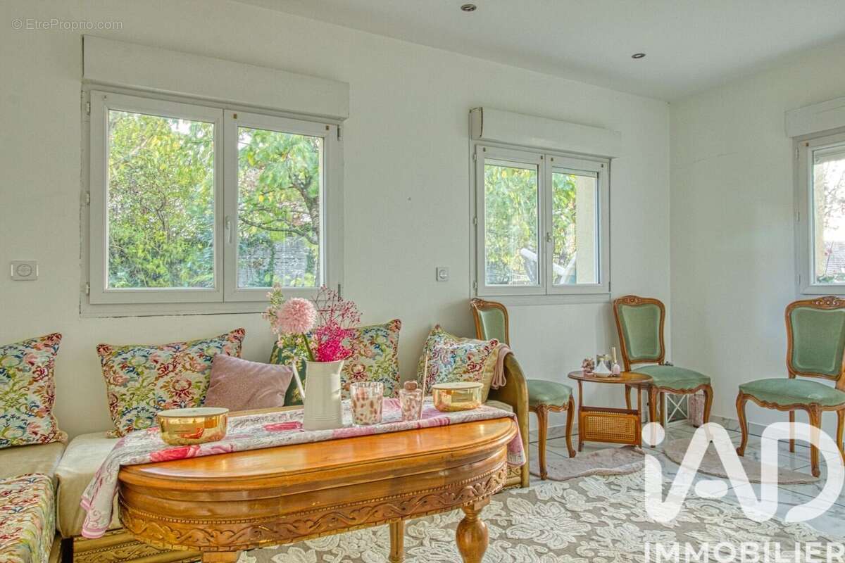 Photo 5 - Maison à SARCELLES