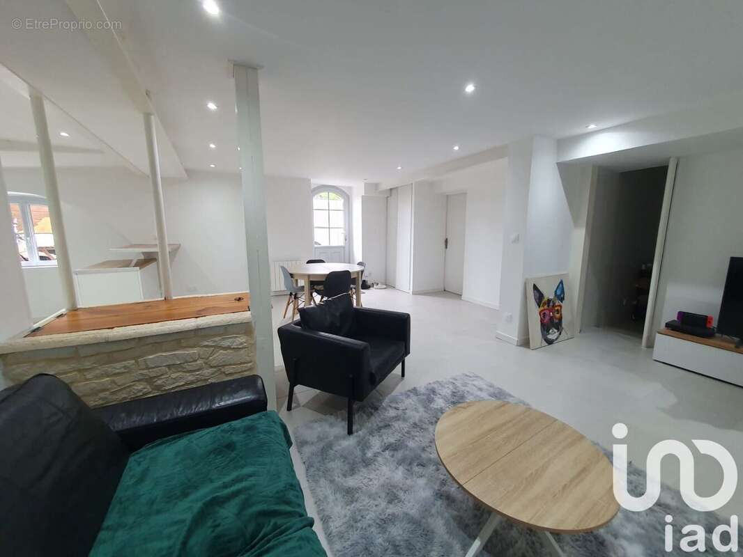 Photo 2 - Appartement à ARTANNES-SUR-INDRE