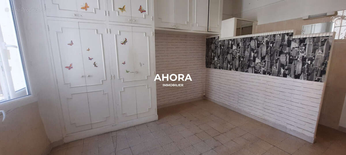 Appartement à MARSEILLE-6E