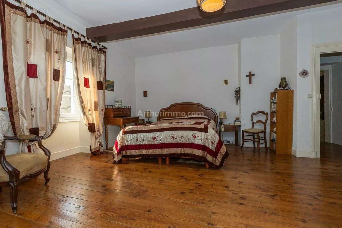 Maison à BREGNIER-CORDON