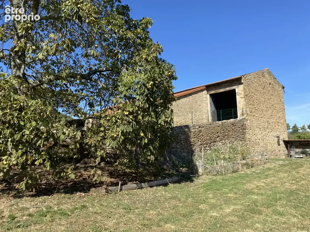 Jolie demeure, ancienne ferme réhabilitée sur 2255m2 - photo 25