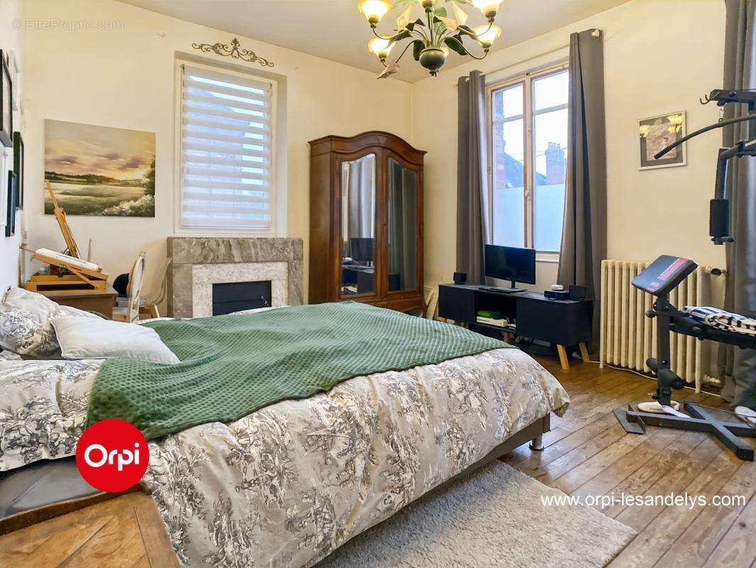 Maison bourgeoise 5 chambres - véranda - beaucoup de charme - Terrain 1680 m² - photo 13