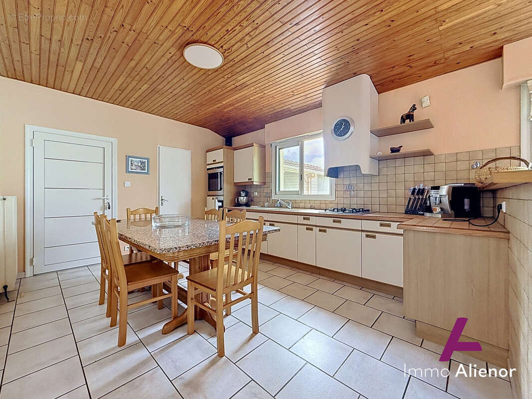Maison à BEGLES
