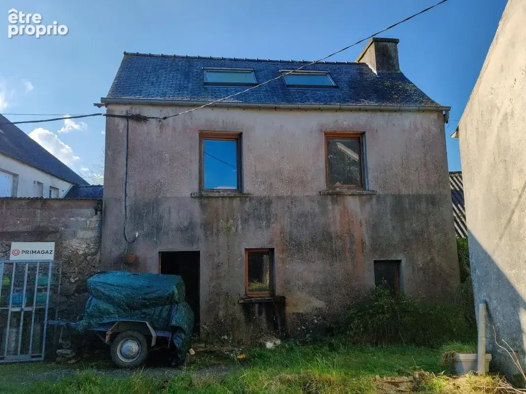 Maison 40 m² à Le Cloitre-Saint-Thegonnec  - photo 2