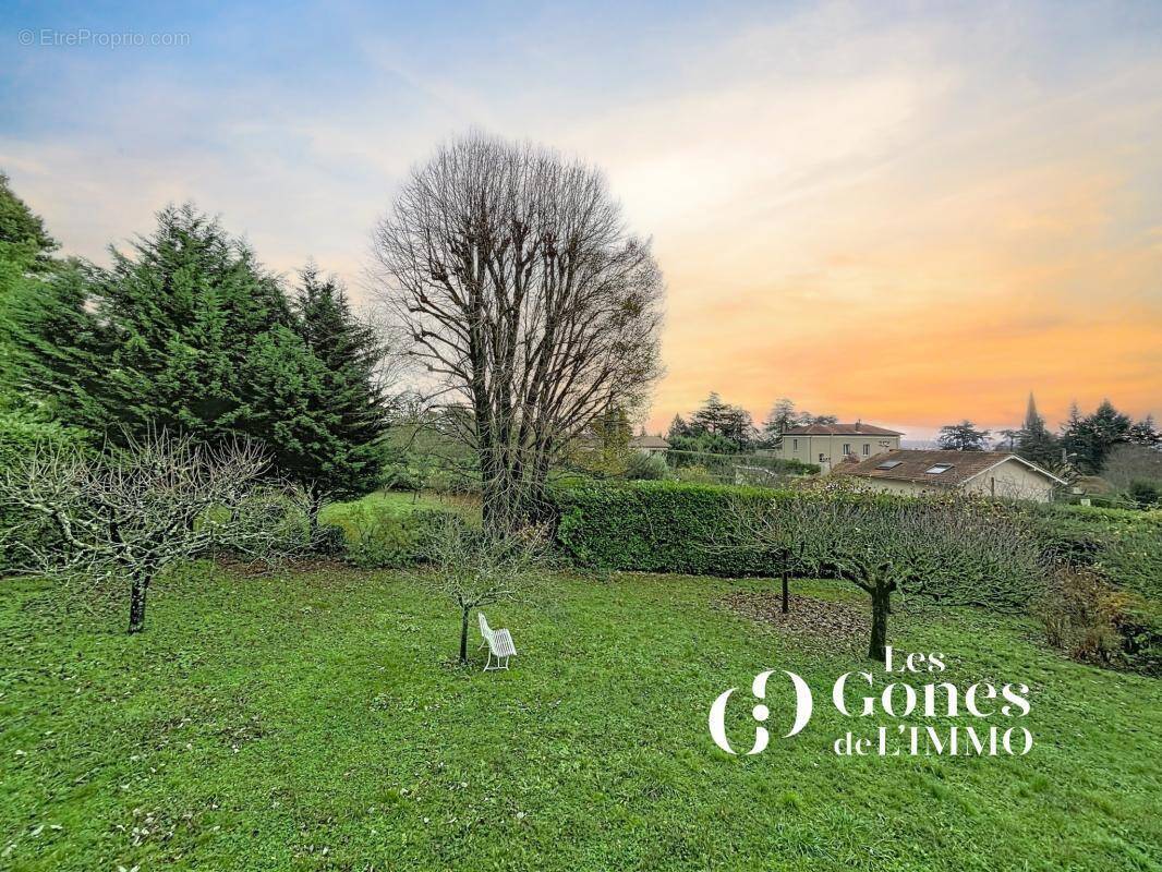 Maison à SAINT-CYR-AU-MONT-D'OR