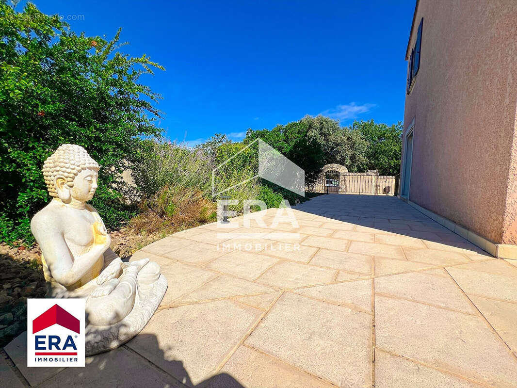 Maison à PERNES-LES-FONTAINES