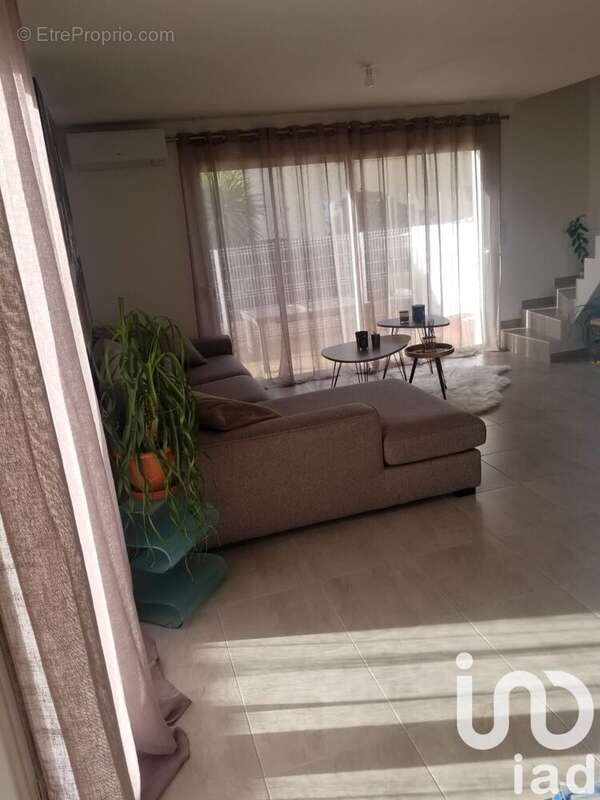 Photo 2 - Maison à PIA