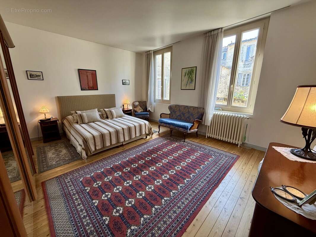 Maison à SAINTE-FOY-LA-GRANDE