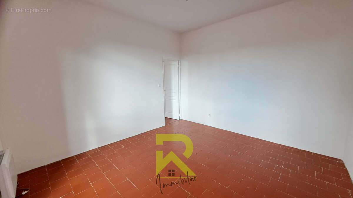 Appartement à GINESTAS