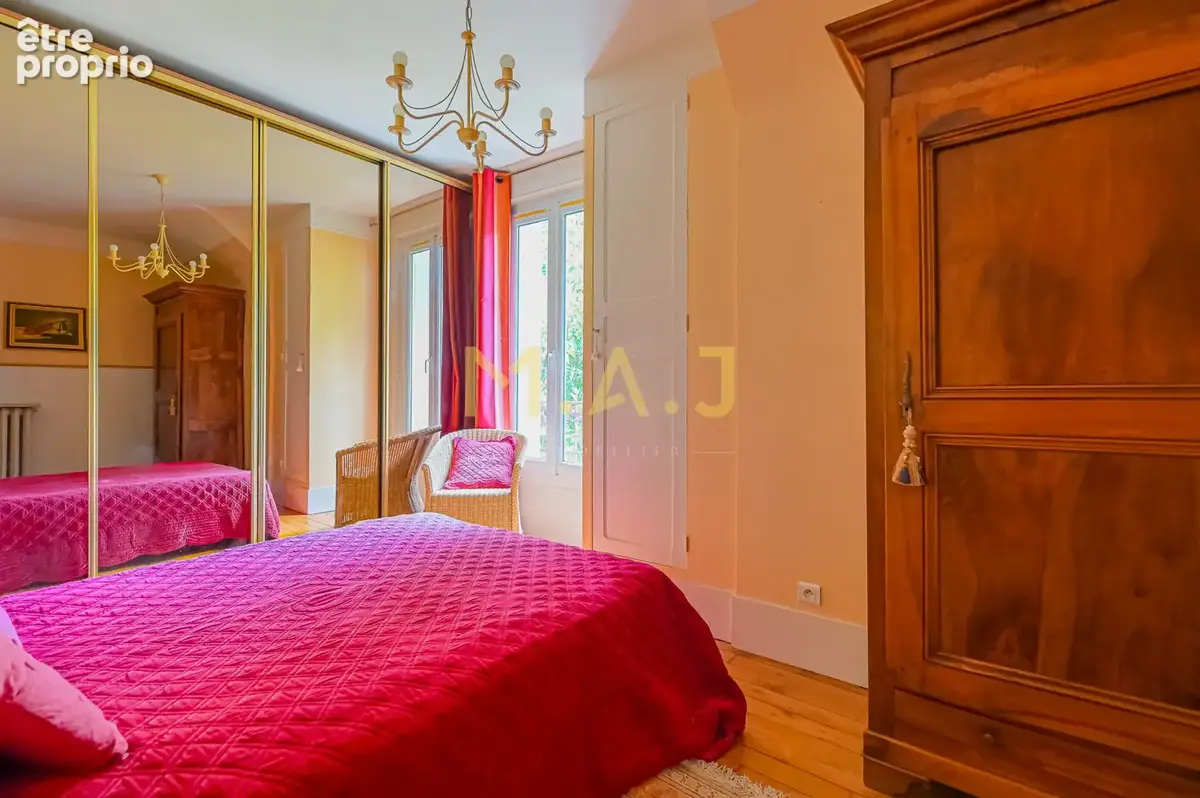 Maison 6 pièces de 130 m2 - Centre ville - photo 8