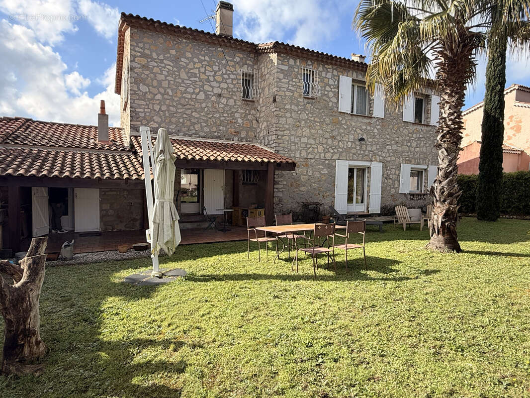 Maison à SANARY-SUR-MER