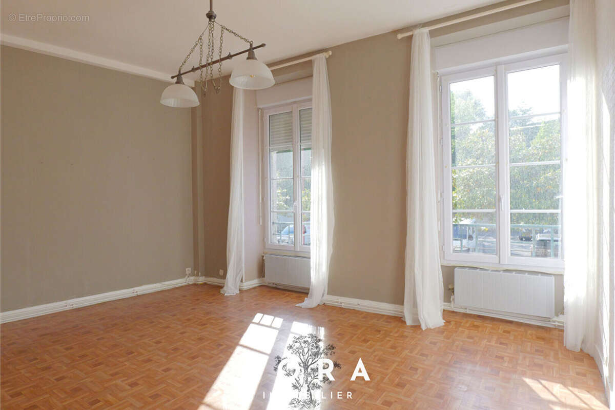 Appartement à CONDE-SUR-NOIREAU