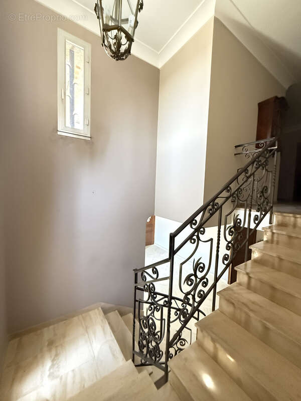 Maison à SAINTE-ANASTASIE