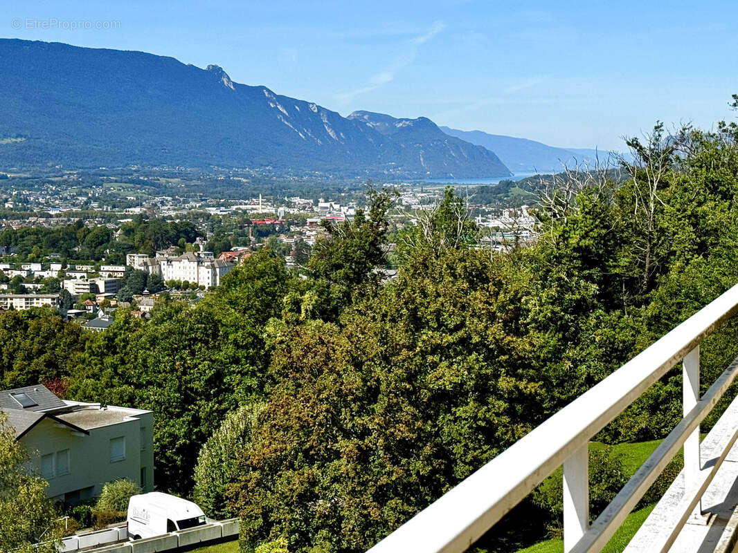 Appartement à JACOB-BELLECOMBETTE
