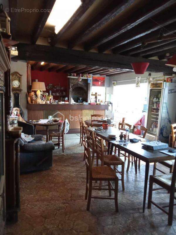 Maison à SAINT-MAURICE-LES-CHARENCEY