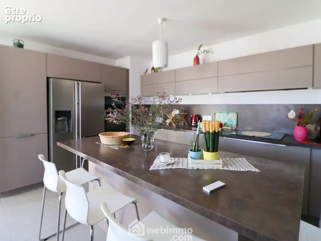 Appartement 4 pièces 82 m² à vendre à Marseille-9e (13009) - photo 8