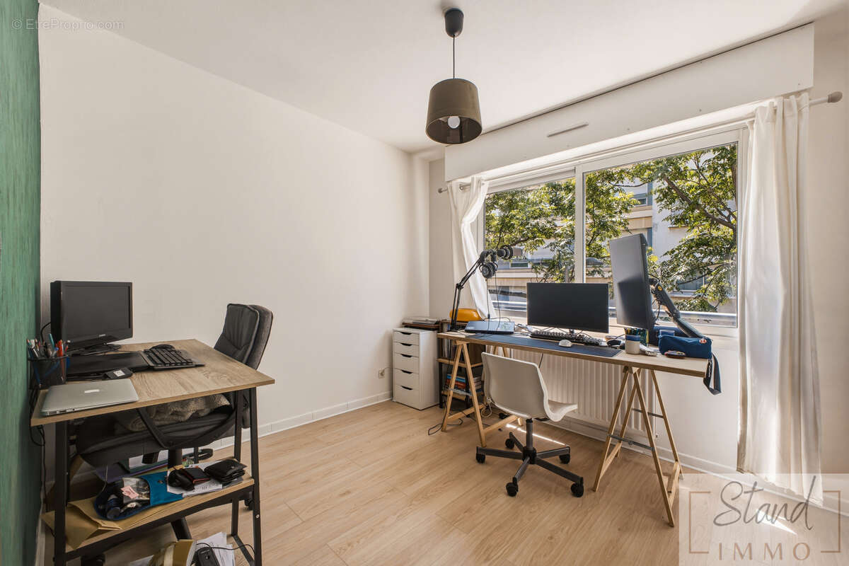 Appartement à MARSEILLE-6E