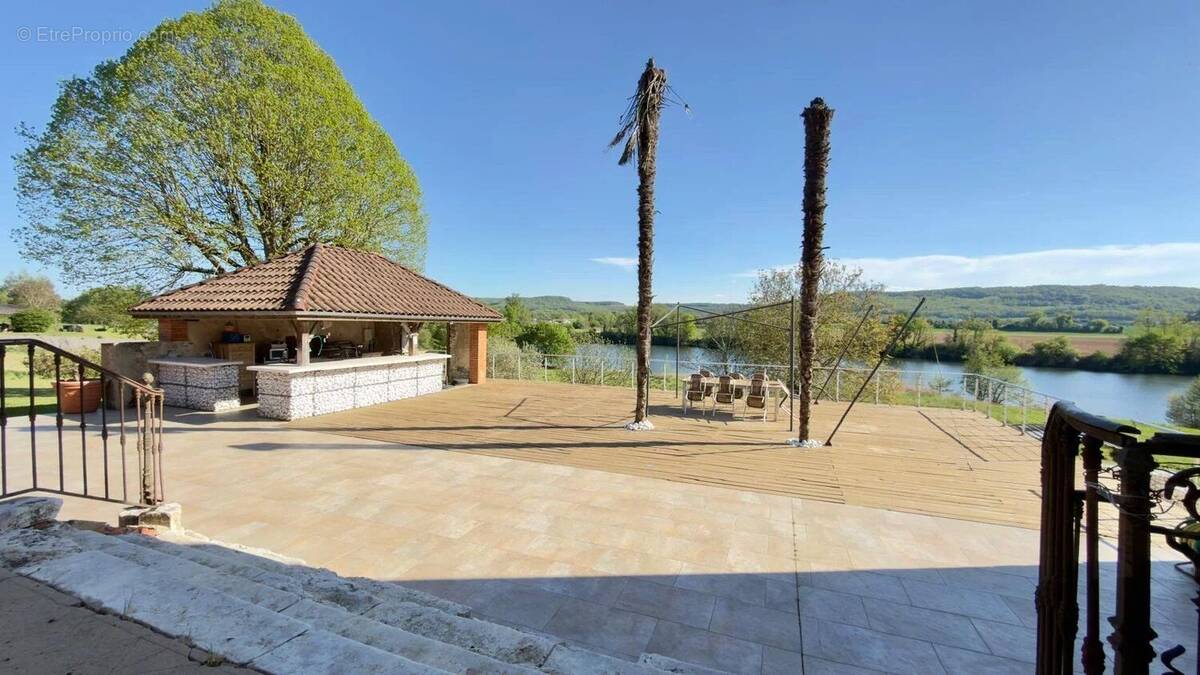 Maison à VILLENEUVE-SUR-LOT