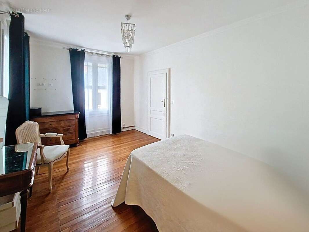 Maison Etrepagny 8 pièce(s) 318 m2 - photo 7
