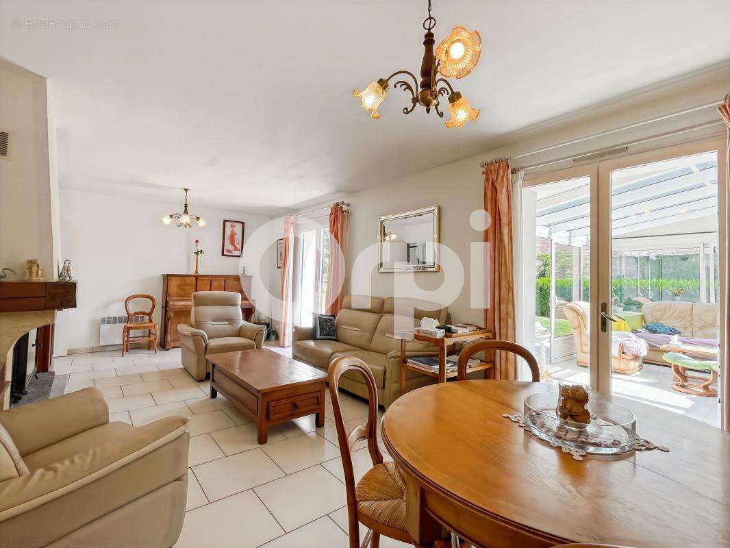 Maison à PACY-SUR-EURE