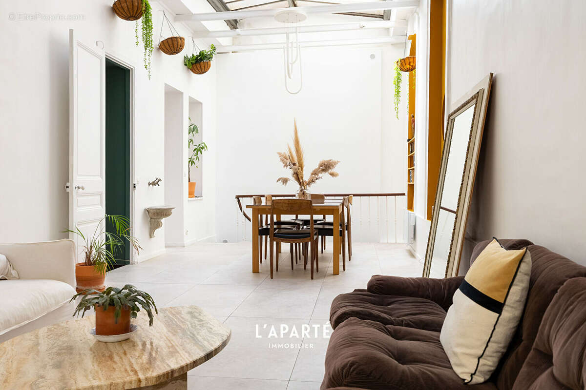 Appartement à MARSEILLE-7E