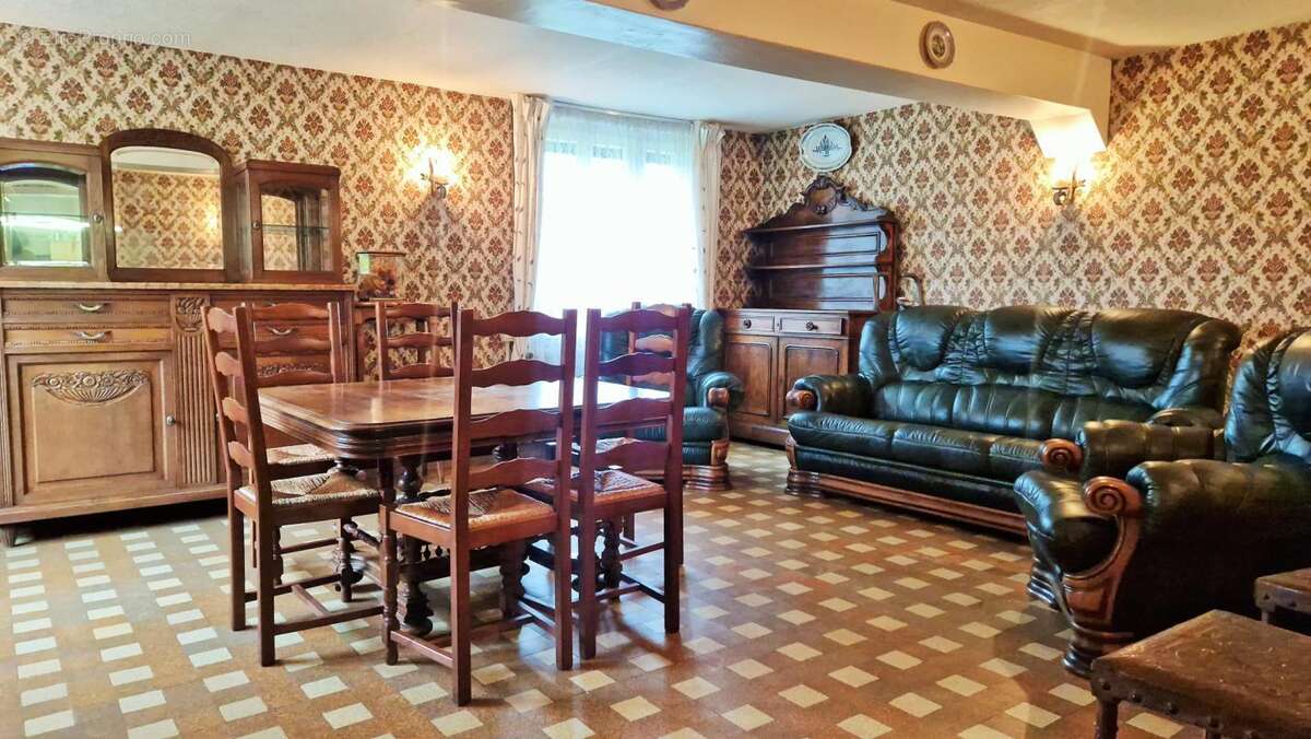 Maison à BOURGTHEROULDE-INFREVILLE