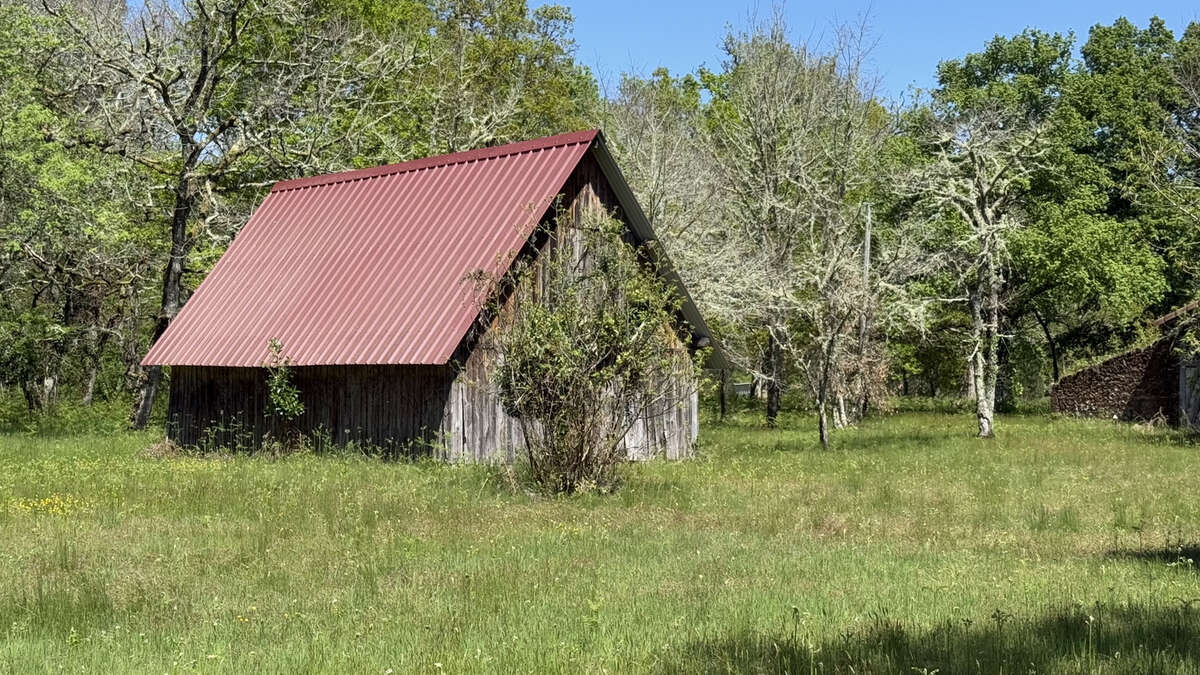 Maison à BOURRIOT-BERGONCE
