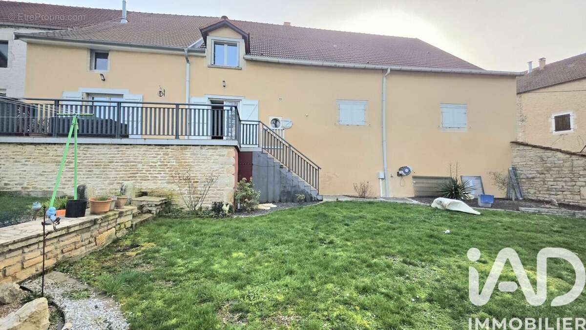 Photo 3 - Maison à GIEY-SUR-AUJON