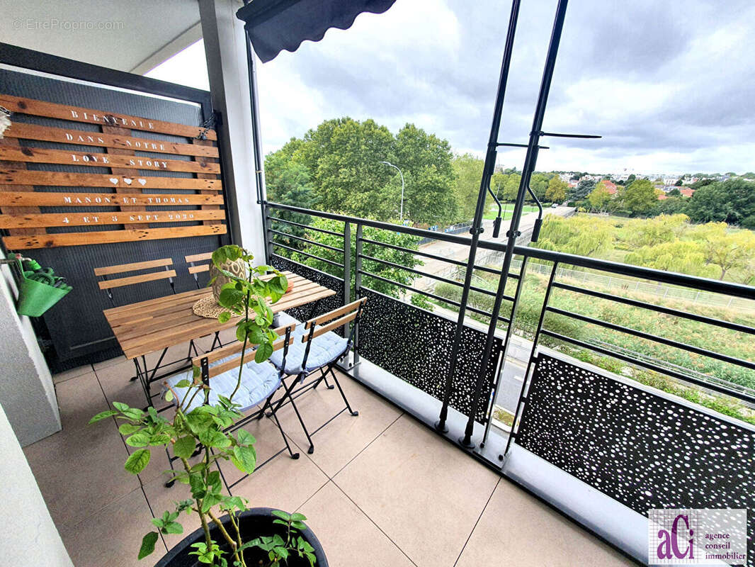 Appartement à L&#039;HAY-LES-ROSES