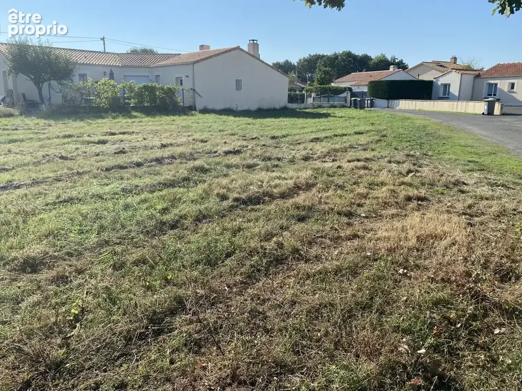 Terrain 442 m² à vendre à Le Bignon (44140) - photo 1