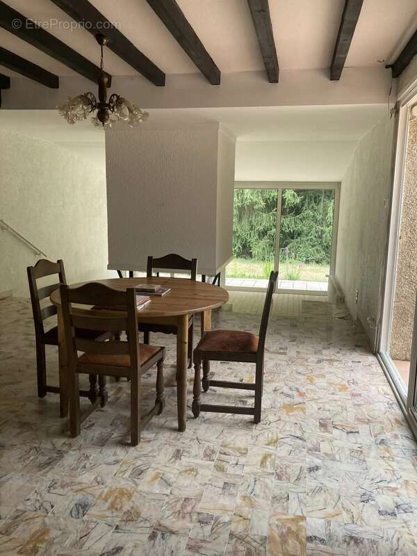 Maison à MONTESQUIEU-VOLVESTRE