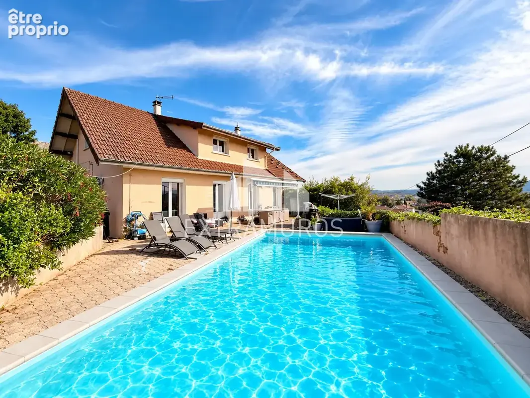 Maison familiale 160 m2   6 chambres   Piscine chauffée   Vue dégagée - photo 1