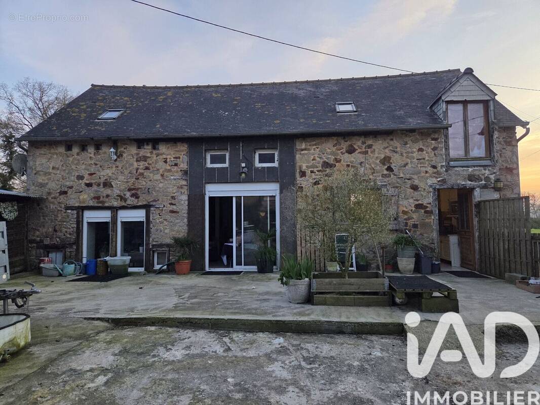 Photo 1 - Maison à GUITTE