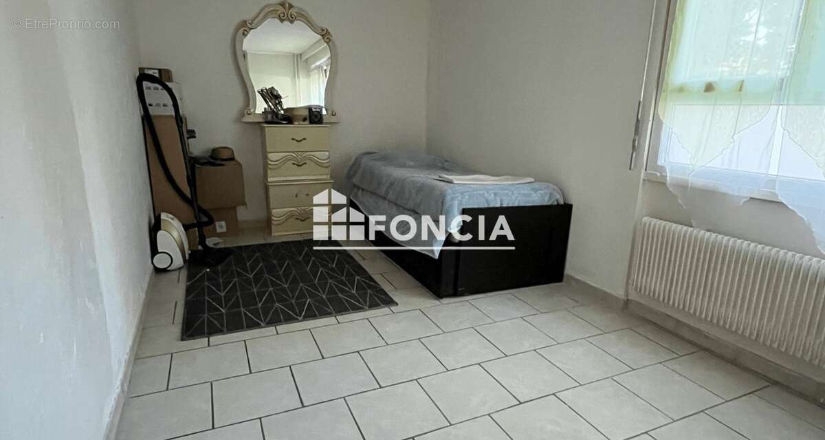 Appartement à SURVILLIERS