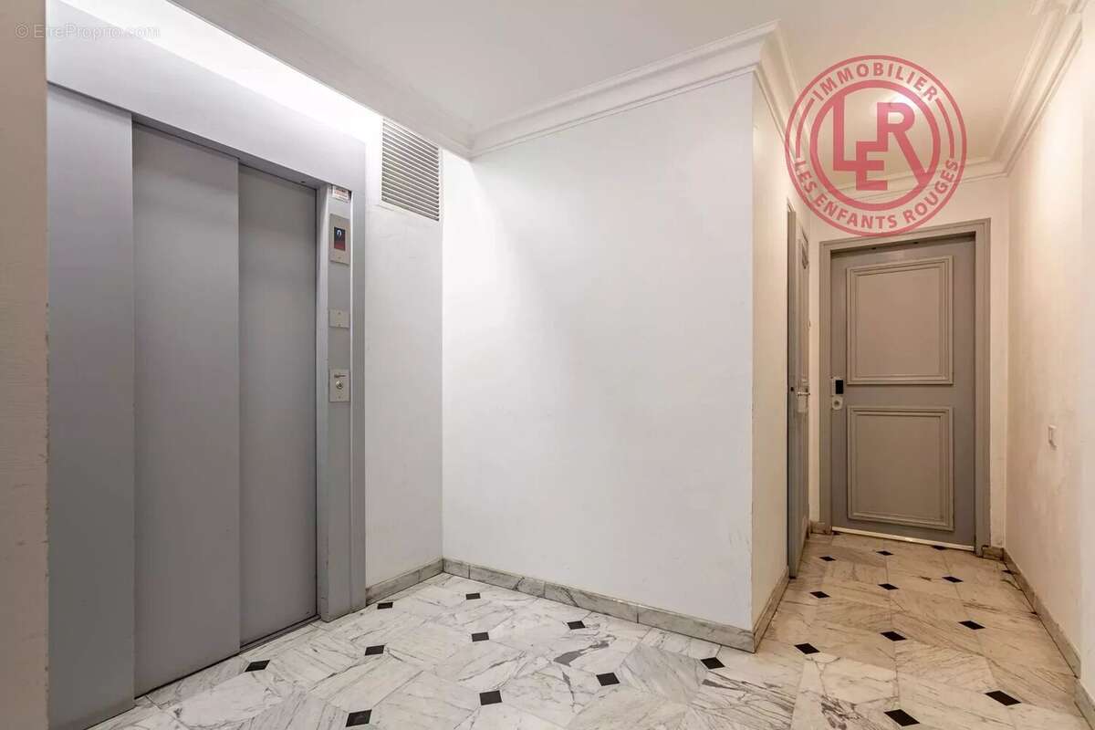 Appartement à PARIS-3E