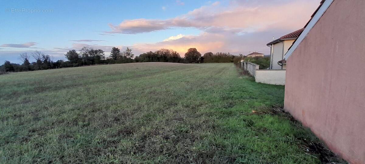 Photo 1 - Terrain à SATOLAS-ET-BONCE
