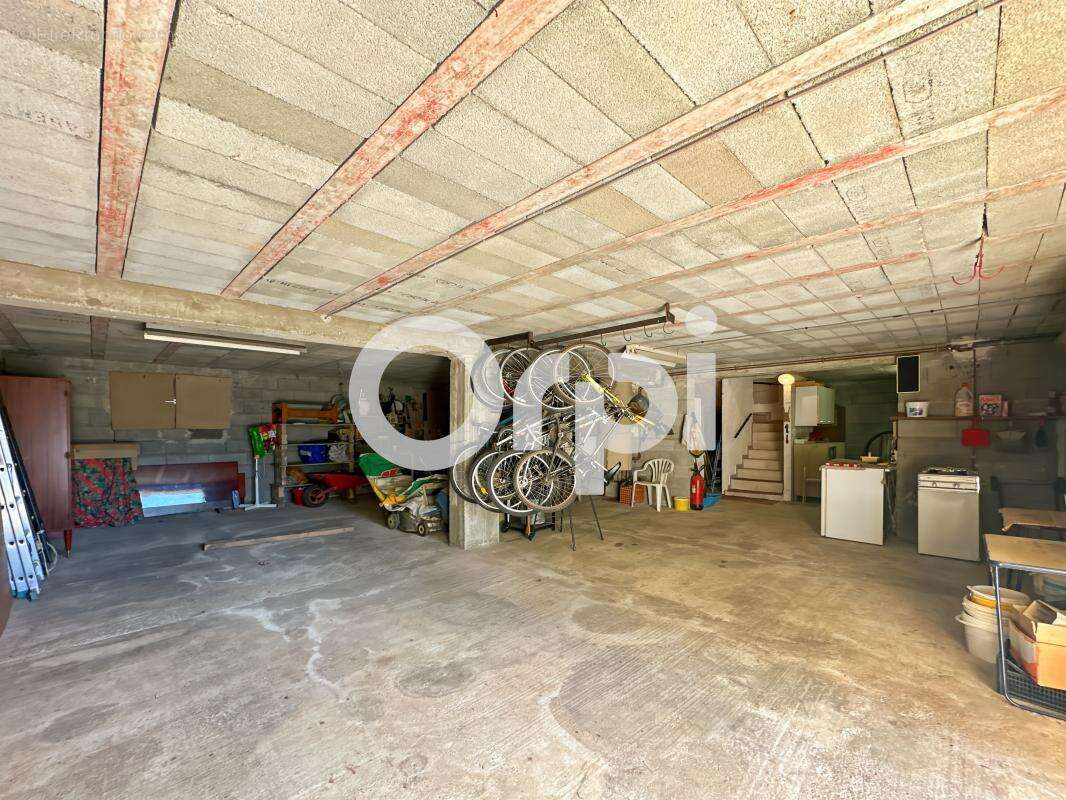 Maison à SAINT-ALBAN-AURIOLLES