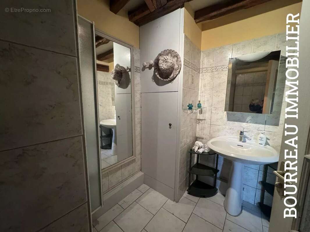 Maison à CHASSY