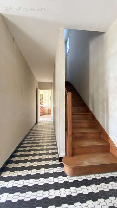 Maison à CHENAC-SAINT-SEURIN-D&#039;UZET