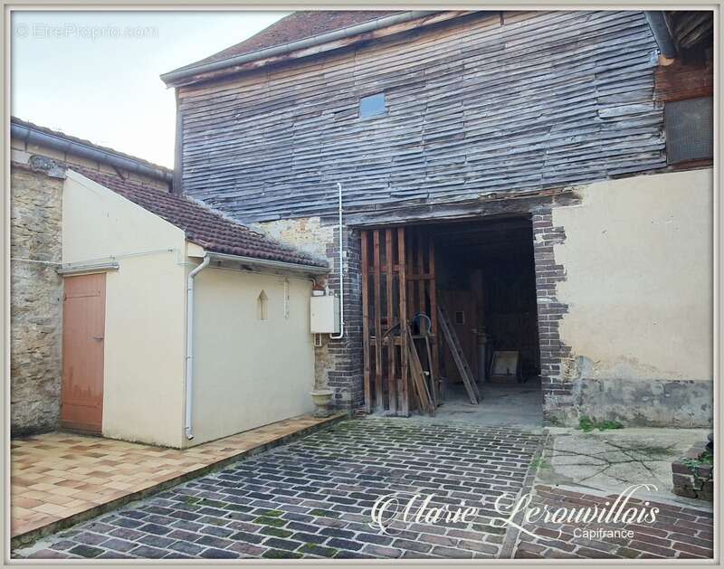Maison à CHAOURCE