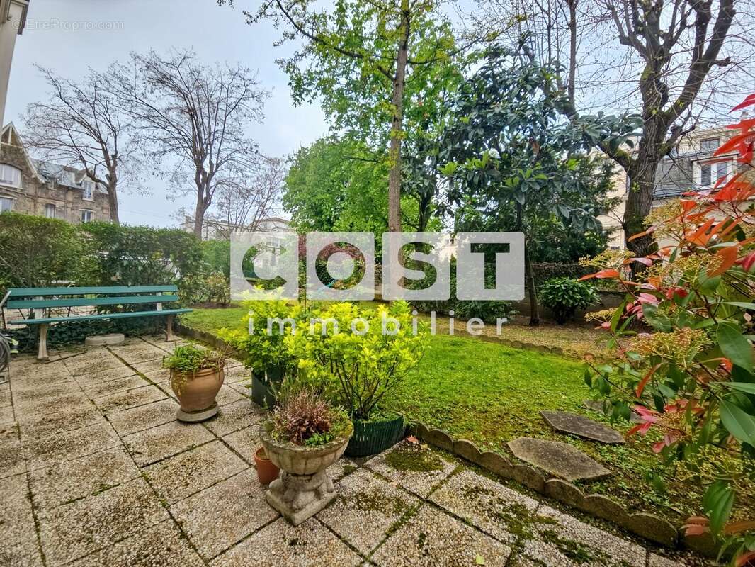 Appartement à ASNIERES-SUR-SEINE